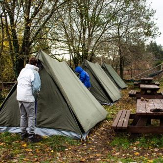 wild camp- montaggio tende
